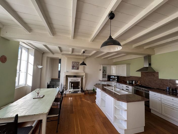 Image No.5-Maison de 5 chambres à vendre à Sainte-Sévère