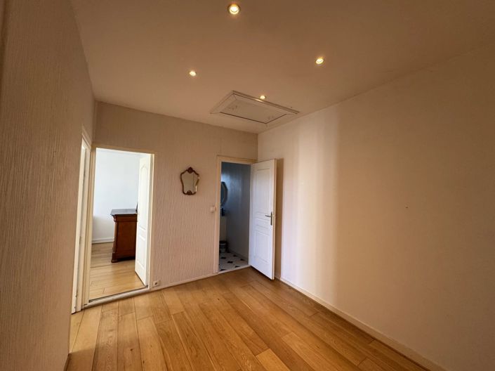 Image No.9-Maison de 4 chambres à vendre à Sainte-Sévère