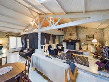 9ddc9d2fb7568095593070340776f8436b5540c45f192