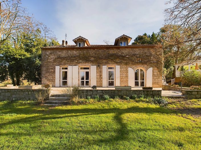 Image No.1-6 Bed House for sale