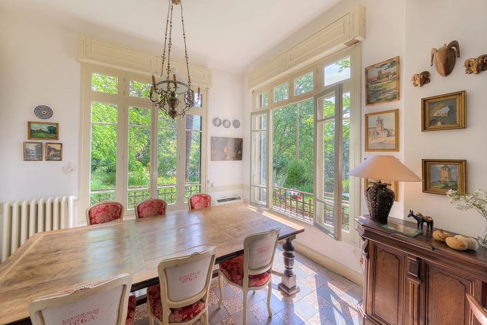 Image No.5-7 Bed House for sale