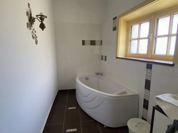 Image No.9-4 Bed Village House for sale