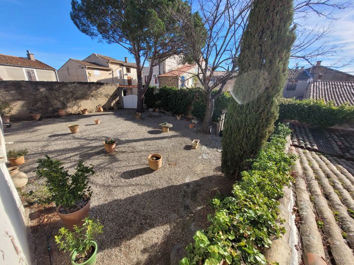 Image No.2-5 Bed House for sale