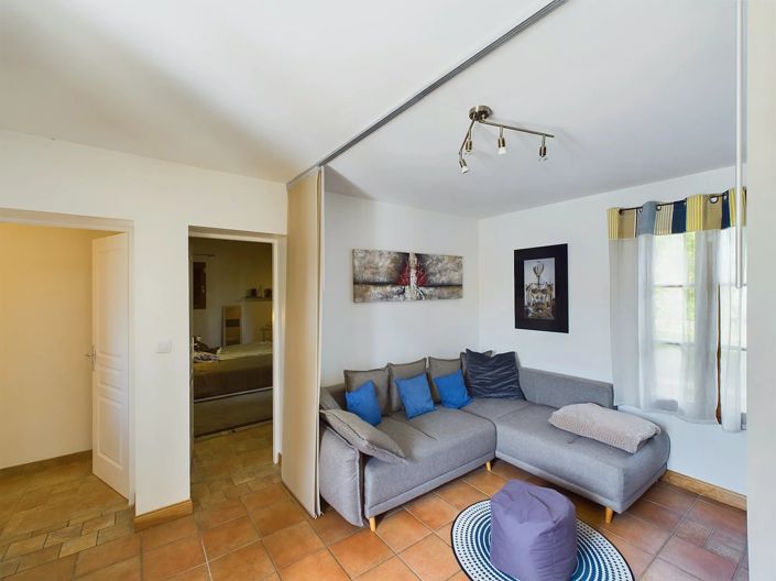 Image No.13-11 Bed House for sale