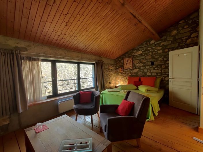 Image No.11-5 Bed House for sale