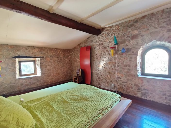 Image No.12-5 Bed House for sale