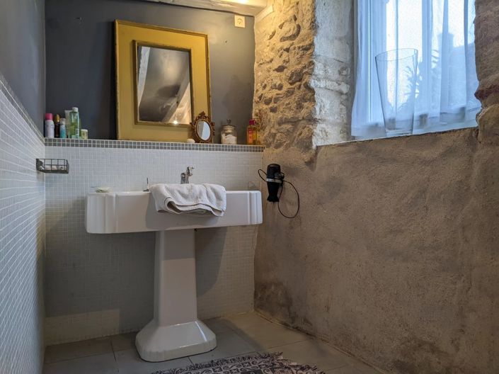 Image No.8-3 Bed Village House for sale