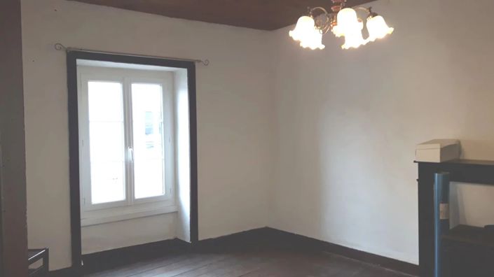 Image No.7-3 Bed House for sale