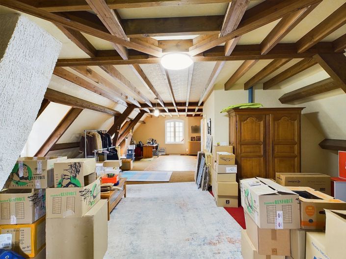 Image No.10-4 Bed House for sale