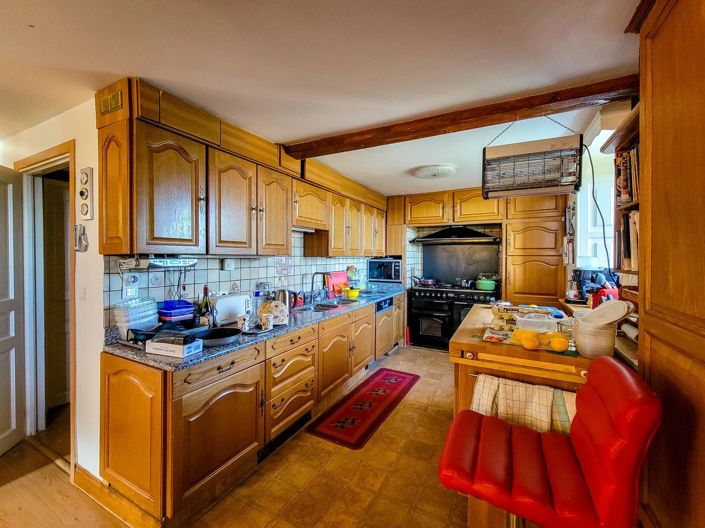 Image No.6-4 Bed House for sale