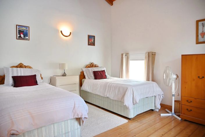 Image No.13-8 Bed House for sale