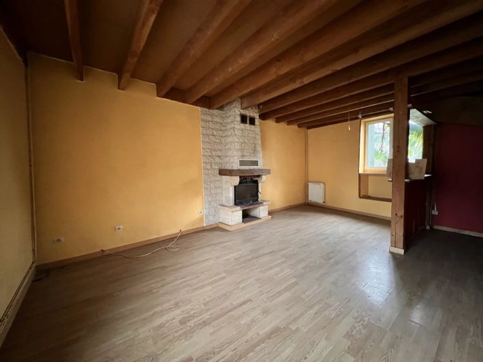 Image No.3-Maison de 2 chambres à vendre à Aigre