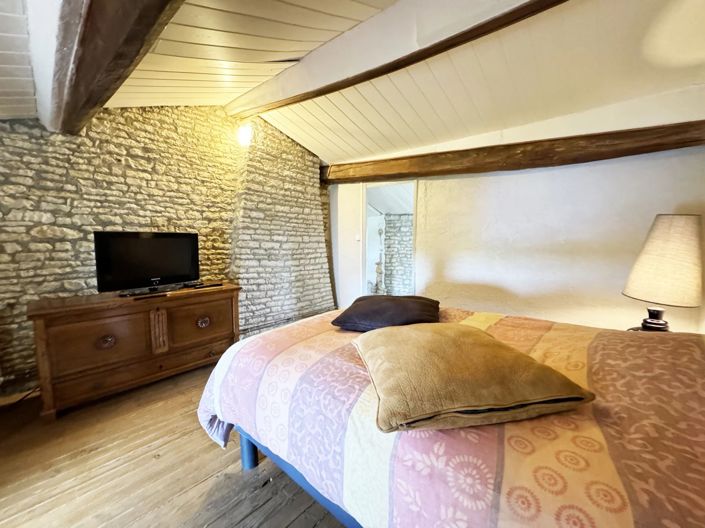 Image No.11-3 Bed House for sale