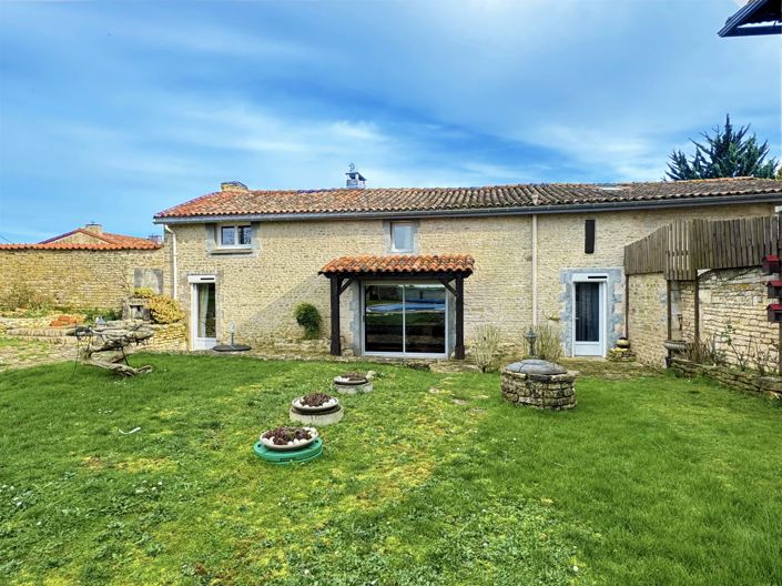 Image No.2-3 Bed House for sale