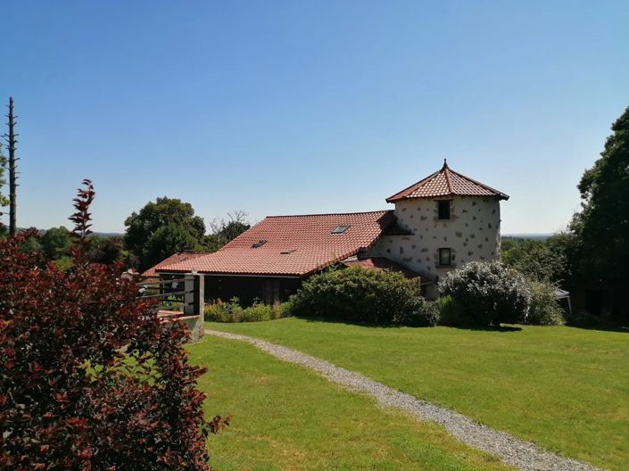 Image No.1-4 Bed Village House for sale