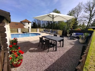 fbf08e2de475e2e70f406a2815ff78c18916588e54192