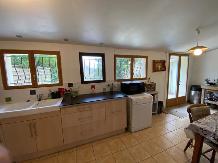 Image No.8-3 Bed Village House for sale