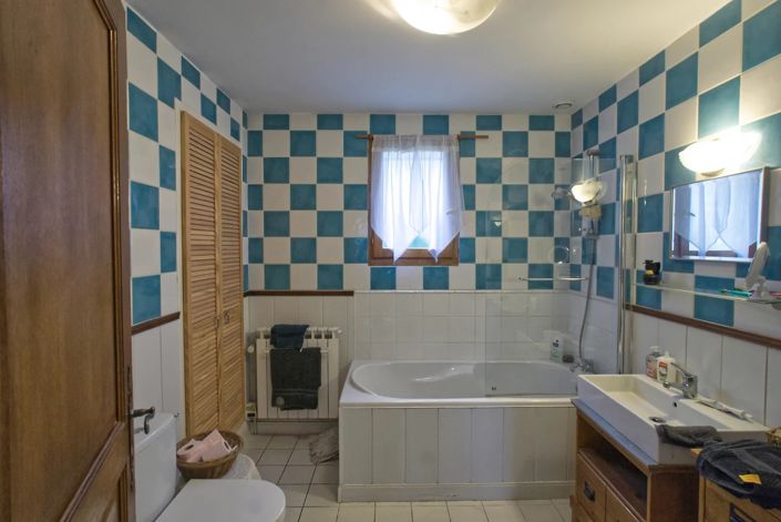 Image No.7-2 Bed House for sale