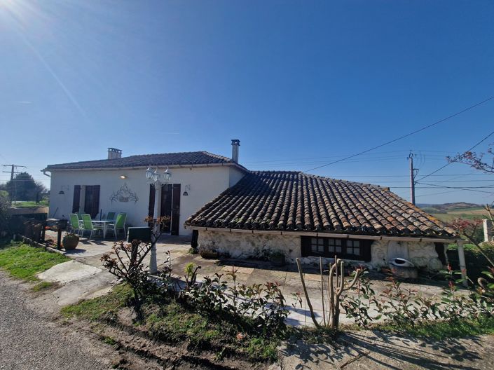 Image No.5-3 Bed Village House for sale