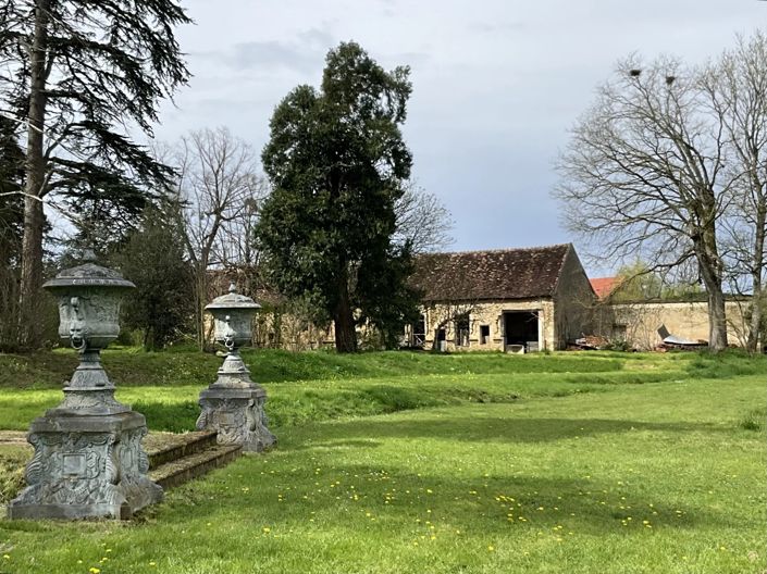 Image No.14-9 Bed House for sale