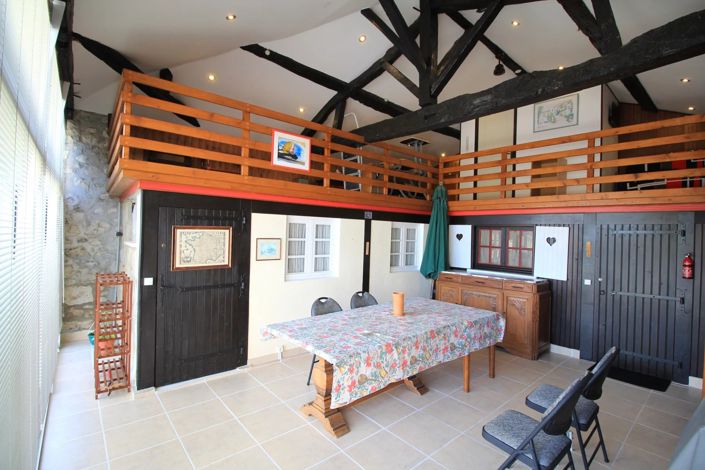 Image No.11-3 Bed House for sale