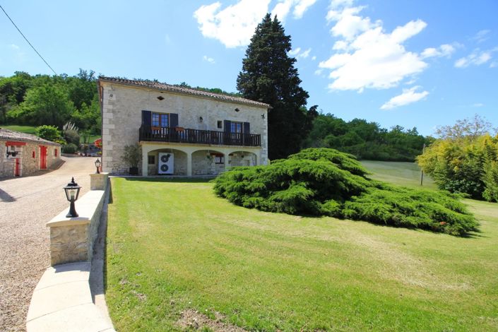 Image No.14-3 Bed House for sale