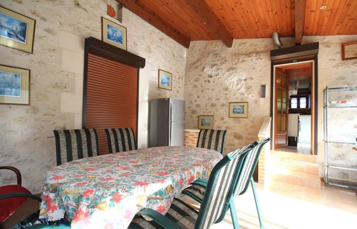 Image No.6-3 Bed House for sale