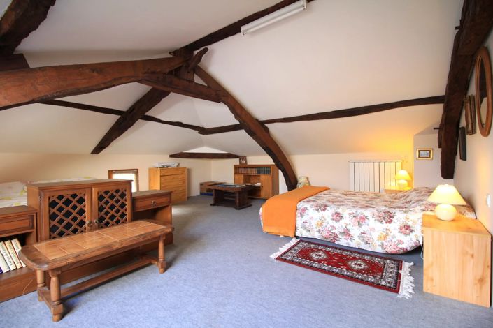 Image No.8-3 Bed House for sale