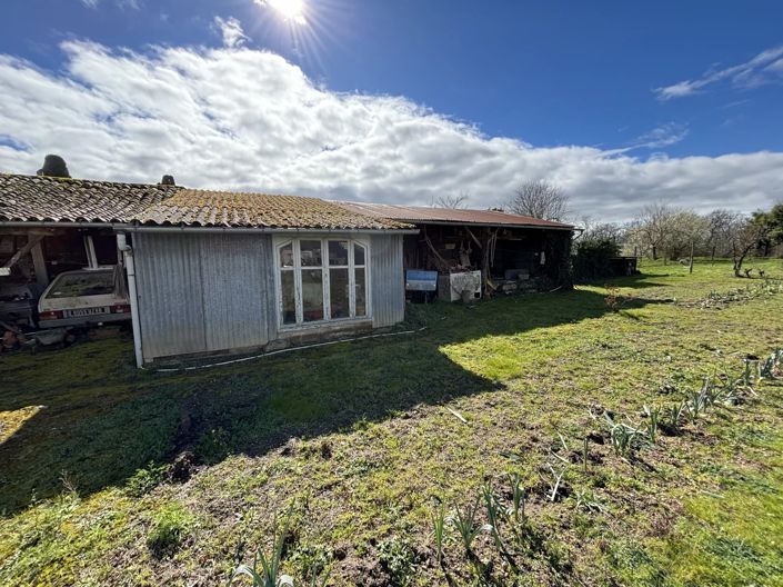 Image No.13-3 Bed Village House for sale