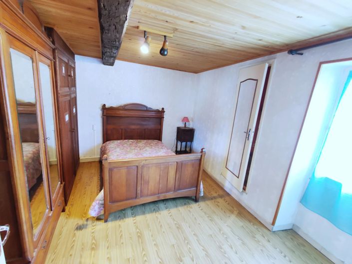 Image No.7-3 Bed House for sale