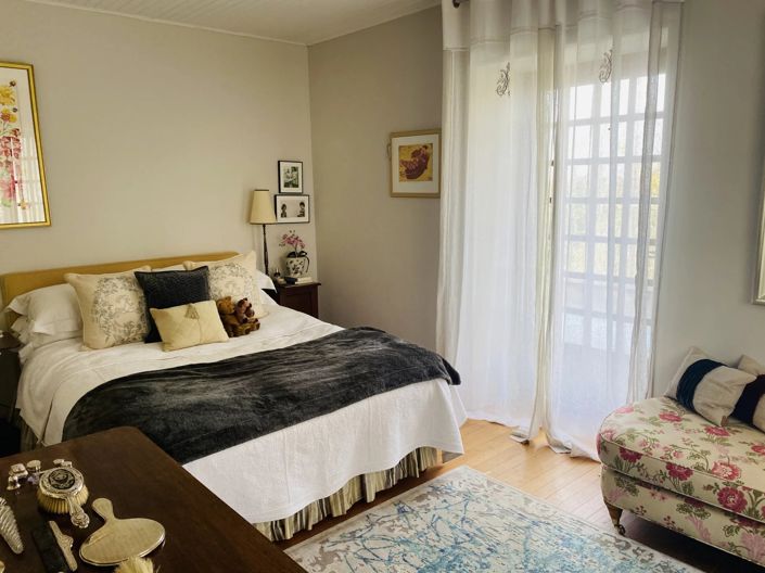 Image No.8-2 Bed House for sale