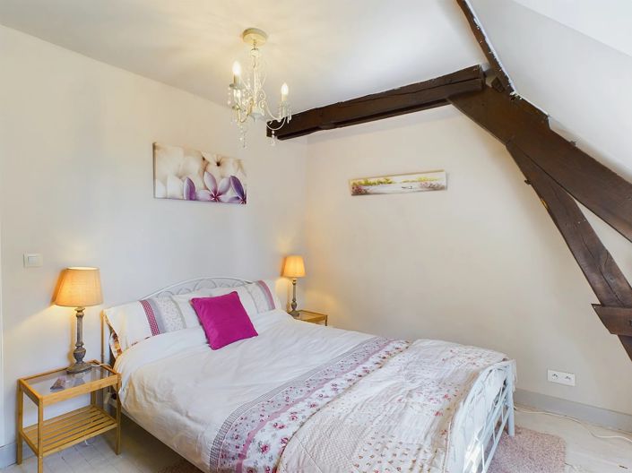 Image No.9-4 Bed House for sale