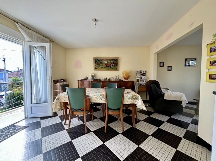 Image No.2-Maison de 4 chambres à vendre à Bias