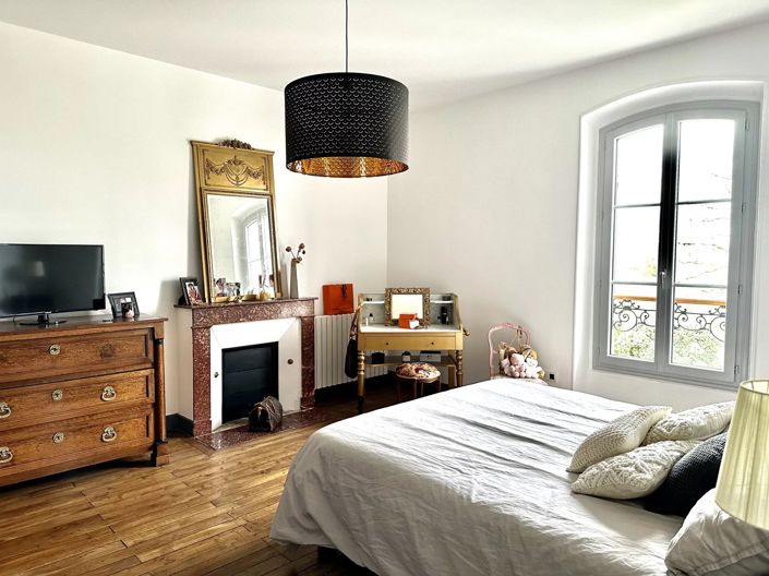 Image No.11-4 Bed House for sale