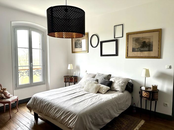 Image No.6-4 Bed House for sale