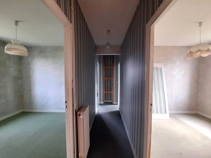 Image No.10-4 Bed Village House for sale