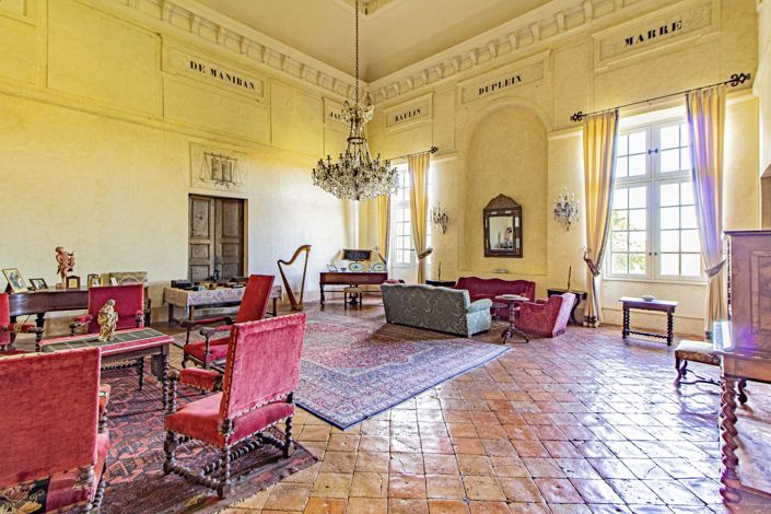 Image No.8-11 Bed House for sale