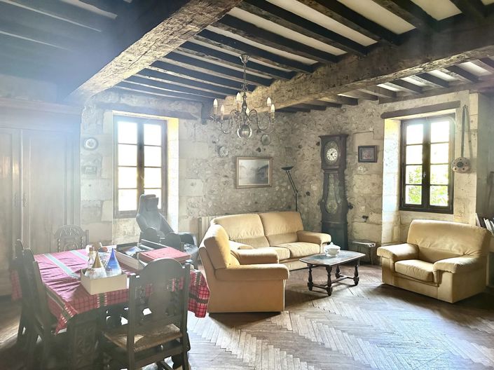 Image No.5-3 Bed House for sale