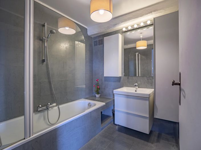 Image No.12-5 Bed House for sale