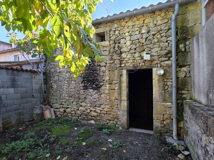 Image No.11-Maison de village de 2 chambres à vendre
