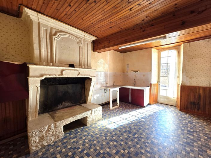 Image No.2-Maison de village de 2 chambres à vendre