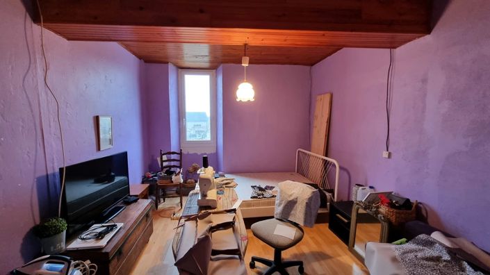 Image No.4-2 Bed Village House for sale