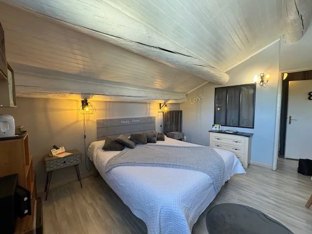 Image No.15-Commercial de 10 chambres à vendre à Avignon