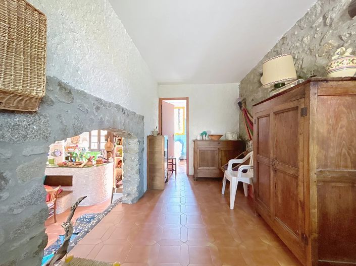 Image No.11-4 Bed House for sale