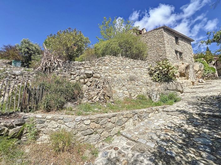 Image No.7-4 Bed House for sale