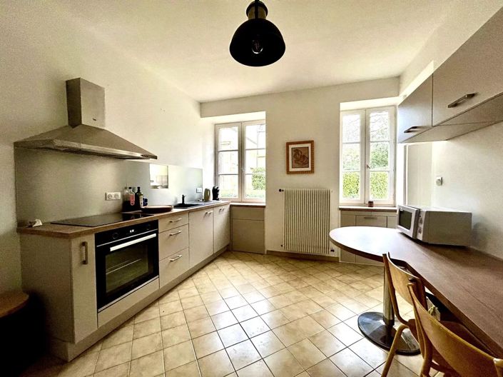 Image No.12-10 Bed House for sale