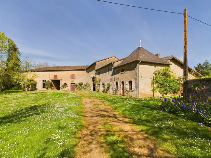 Image No.15-10 Bed House for sale