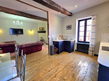 da8d402af77ec37b93b1de6e6d42e78ffb6b38fc04400