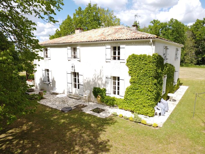 Image No.1-Maison de 8 chambres à vendre à Lauzun