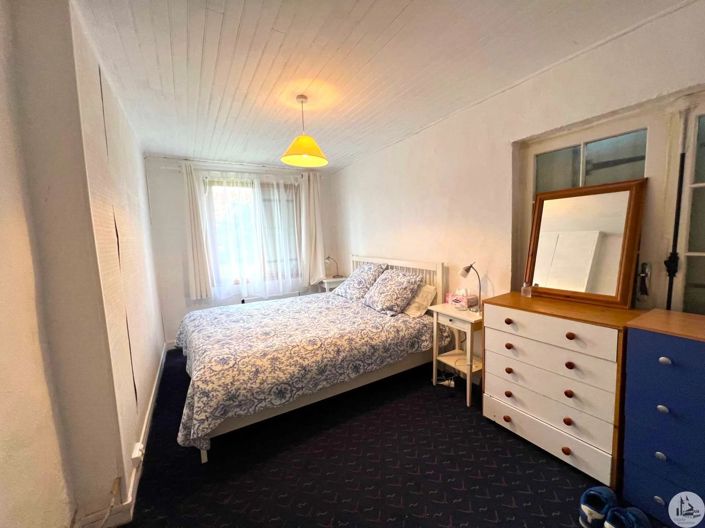 Image No.9-3 Bed House for sale